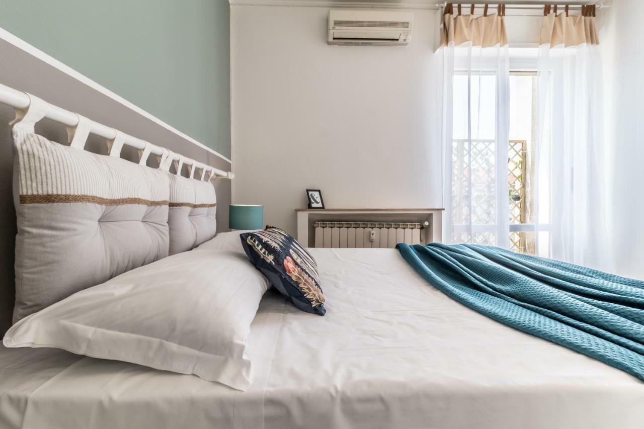 Joivy Modern 1-Bed Flat With Balcony In Portello 米兰 外观 照片