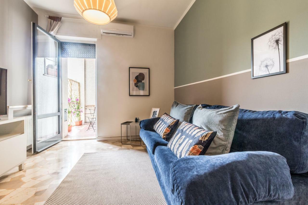Joivy Modern 1-Bed Flat With Balcony In Portello 米兰 外观 照片