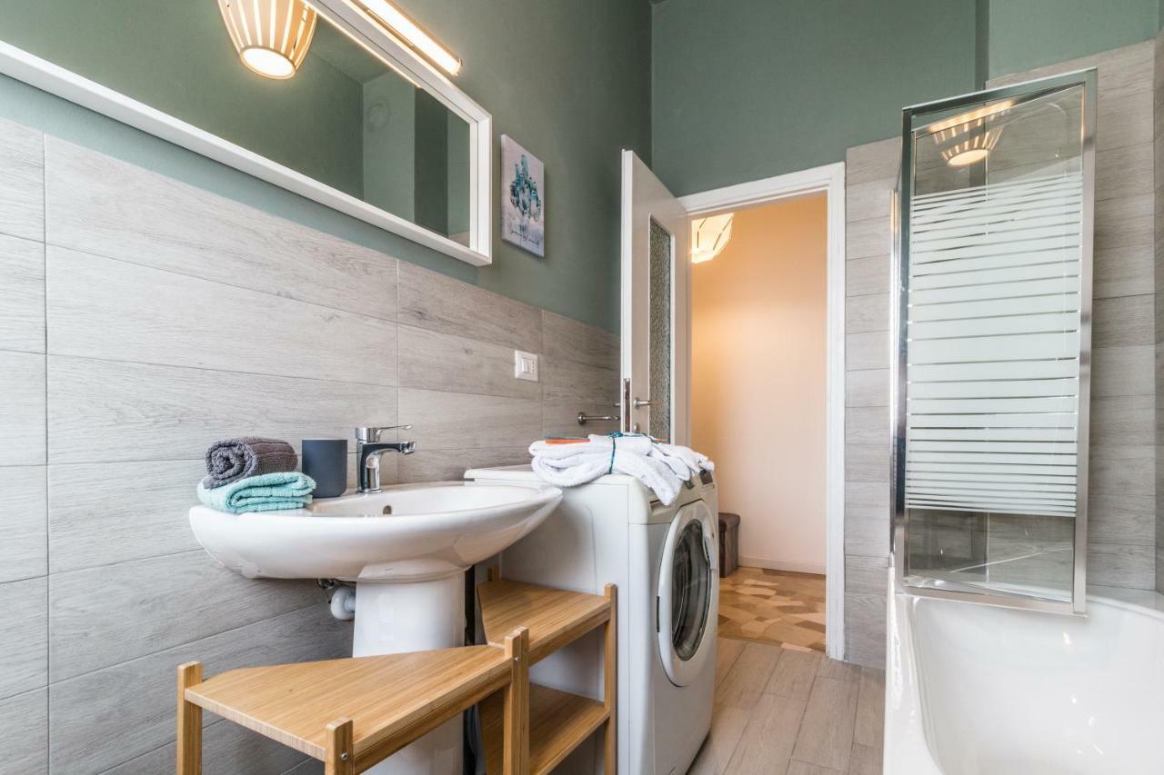 Joivy Modern 1-Bed Flat With Balcony In Portello 米兰 外观 照片