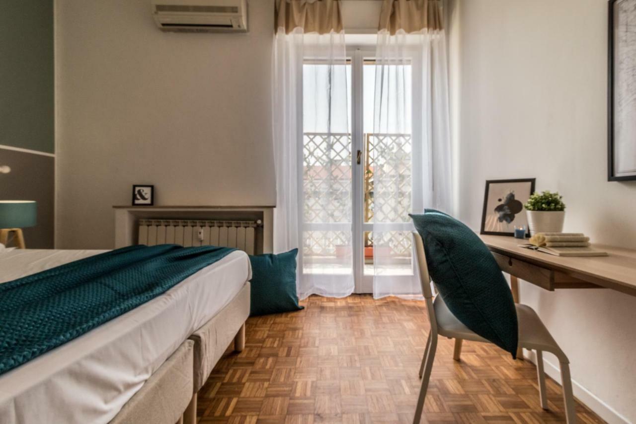 Joivy Modern 1-Bed Flat With Balcony In Portello 米兰 外观 照片